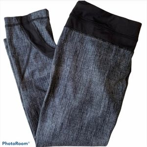 Lululemon crop leggings EUC